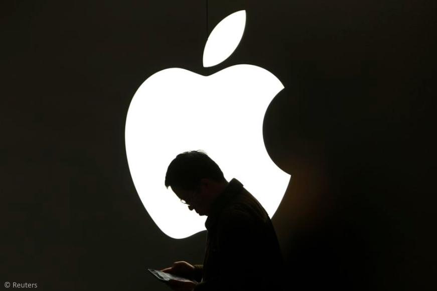 Breaking news: Apple’s fall on new iPhone news