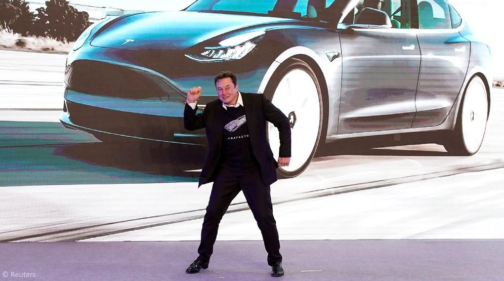 Tesla recalls 80 thousand electric cars due to problems with seat belts