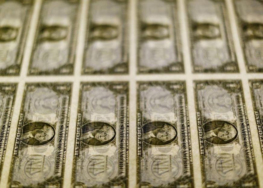 Dollar Loses Steam as Cooling Inflation Raises Fed Pause Expectation